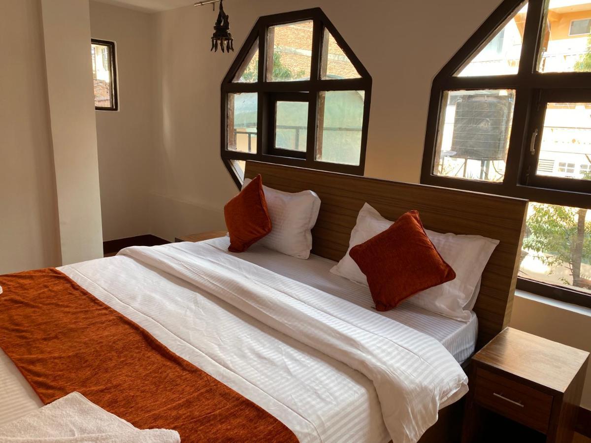 Hotel Pala Kathmandu Exteriör bild