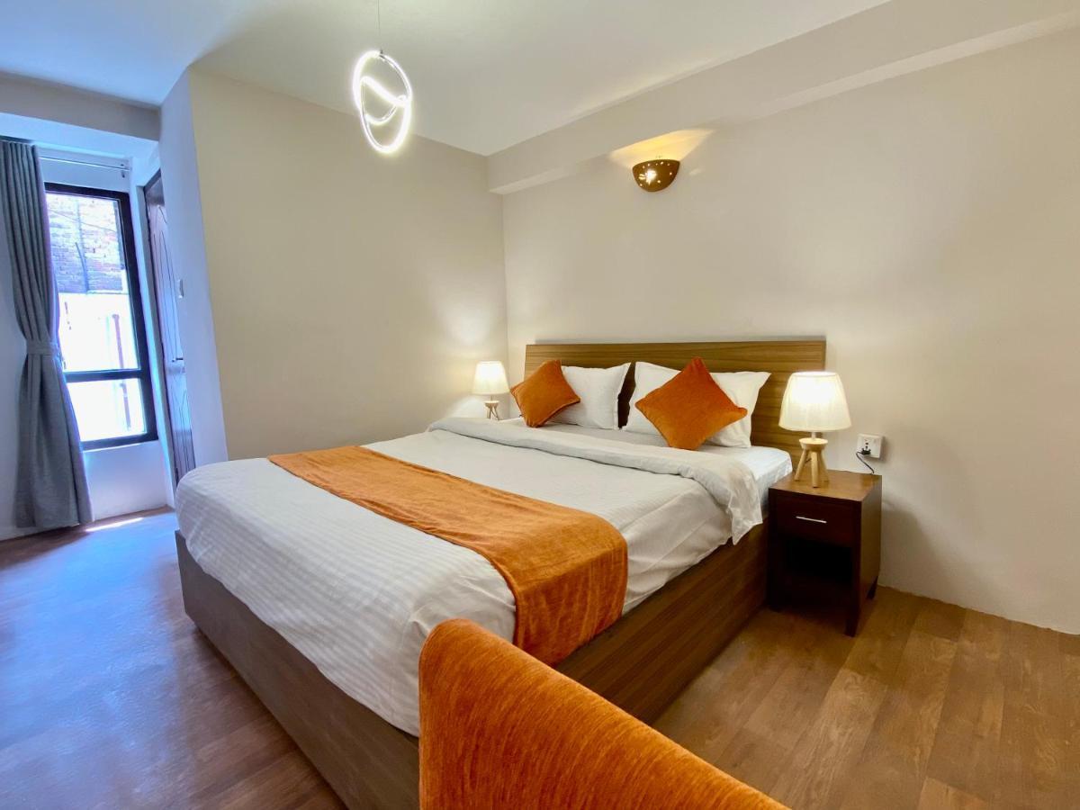 Hotel Pala Kathmandu Exteriör bild