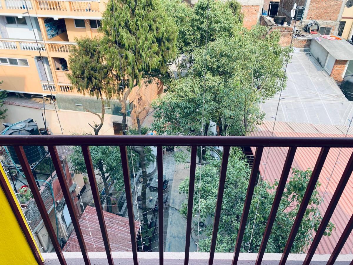 Hotel Pala Kathmandu Exteriör bild