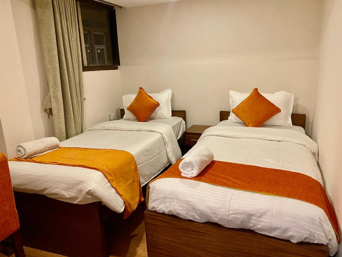 Hotel Pala Kathmandu Exteriör bild