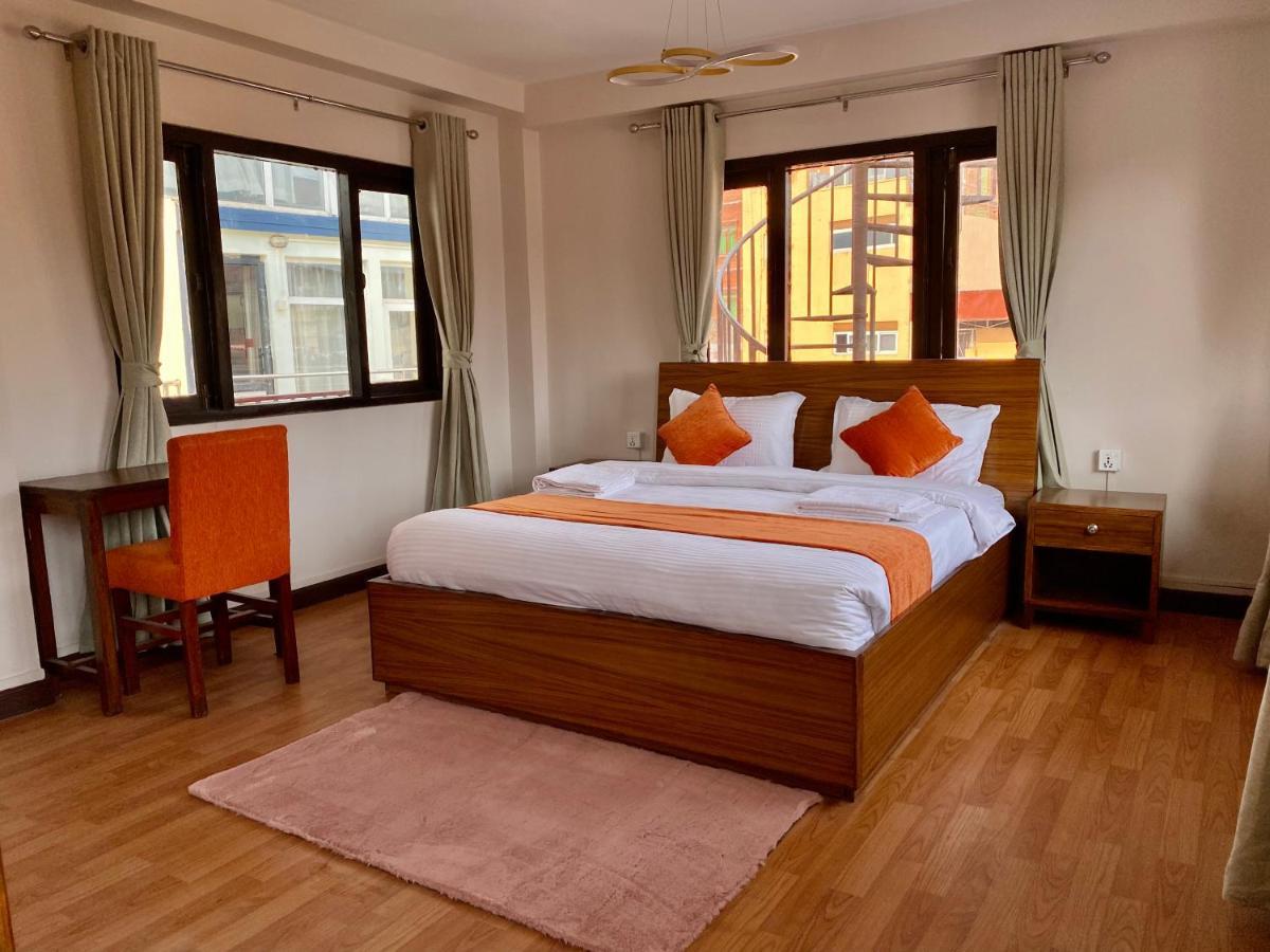 Hotel Pala Kathmandu Exteriör bild