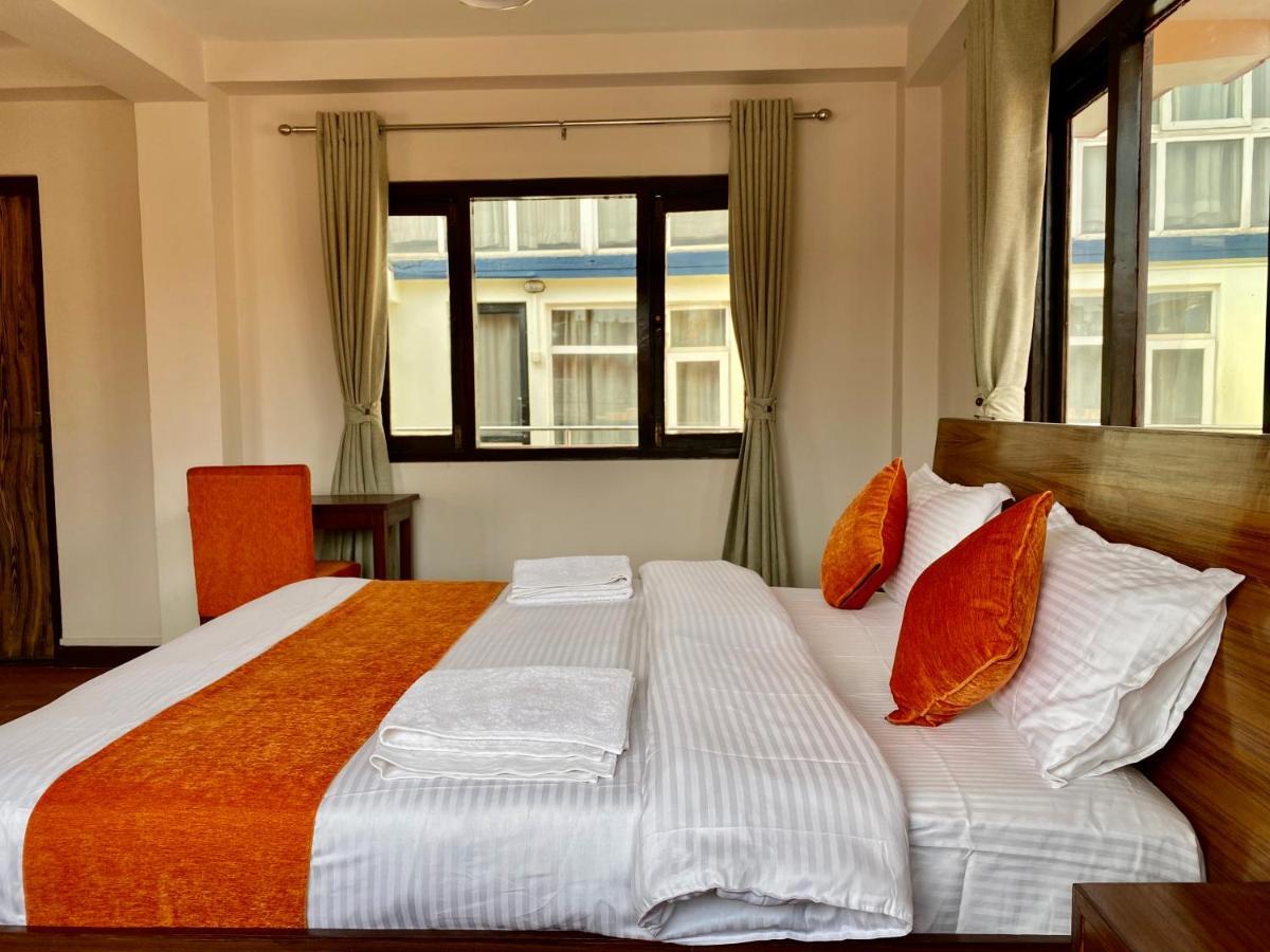 Hotel Pala Kathmandu Exteriör bild