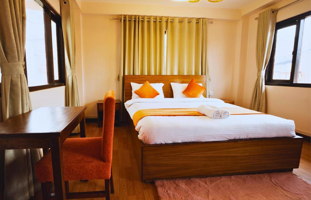 Hotel Pala Kathmandu Exteriör bild